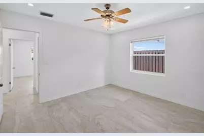 1120  Mango Isle, Fort Lauderdale, FL 33315 - Photo 27