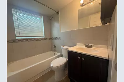 720 NE 2nd St, Unit #6, Fort Lauderdale, FL 33301 - Photo 11