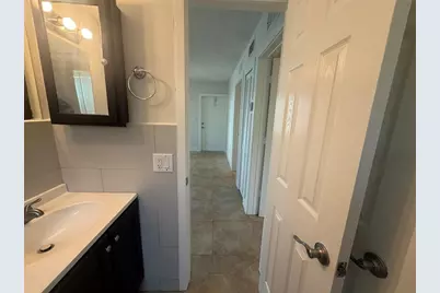 720 NE 2nd St, Unit #6, Fort Lauderdale, FL 33301 - Photo 13