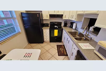 121 SE 3rd Avenue, Unit #106, Dania Beach, FL 33004 - Photo 7