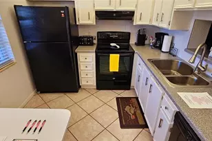 121 SE 3rd Ave, Dania Beach, FL 33004 - Photo 7