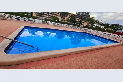 121 SE 3rd Avenue, Unit #106, Dania Beach, FL 33004 - Photo 31