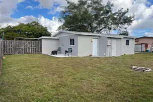 5720 SW 37 Ct, Davie, FL 33314 - Photo 19