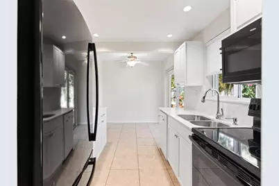 2616  Middle River Dr, Fort Lauderdale, FL 33306 - Photo 3