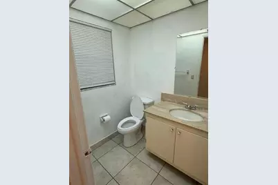 5515  Lakewood Cir, Unit #112, Margate, FL 33063 - Photo 5