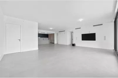 160  Isle Of Venice Dr, Unit #302, Fort Lauderdale, FL 33301 - Photo 9