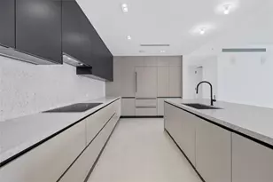 160 Isle of Venice Dr, Fort Lauderdale, FL 33301 - Photo 13