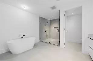 160 Isle of Venice Dr, Fort Lauderdale, FL 33301 - Photo 21