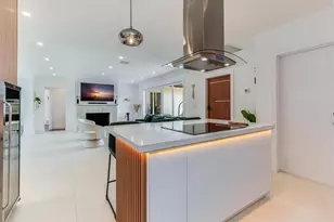 616 NE 16th Terrace, Fort Lauderdale, FL 33304 - Photo 11