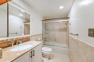 19380 Collins Ave, Sunny Isles Beach, FL 33160 - Photo 21