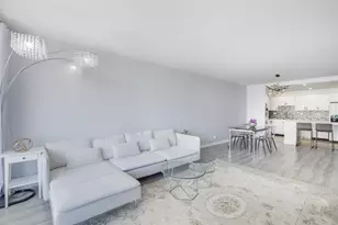 19380 Collins Ave, Sunny Isles Beach, FL 33160 - Photo 11