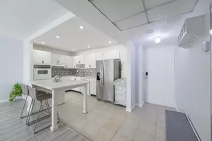 19380 Collins Ave, Sunny Isles Beach, FL 33160 - Photo 3