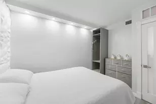 19380 Collins Ave, Sunny Isles Beach, FL 33160 - Photo 29