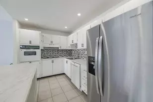 19380 Collins Ave, Sunny Isles Beach, FL 33160 - Photo 5