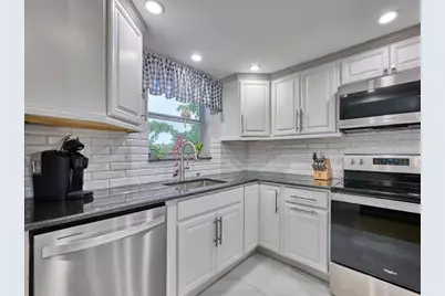 6020 NW 44th Street, Unit #401, Lauderhill, FL 33319 - Photo 15