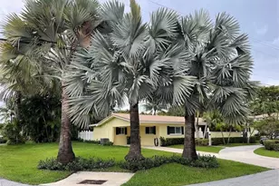 2728 NE 27th Ave, Lighthouse Point, FL 33064 - Photo 1