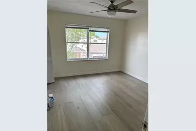 10535 NW 57th St, Coral Springs, FL 33076 - Photo 3