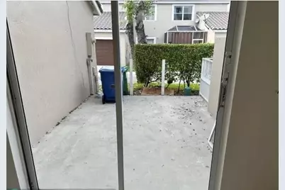 10535 NW 57th St, Coral Springs, FL 33076 - Photo 17