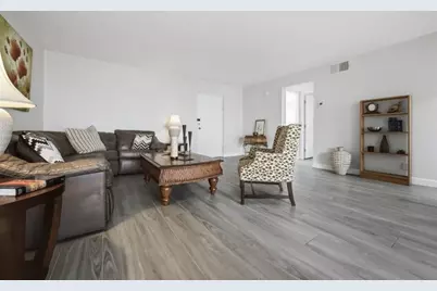 2201 NW 41st Avenue, Unit #209, Lauderhill, FL 33313 - Photo 17