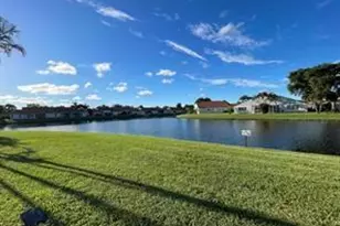 8045 Clear Shores Cir, Delray Beach, FL 33446 - Photo 3