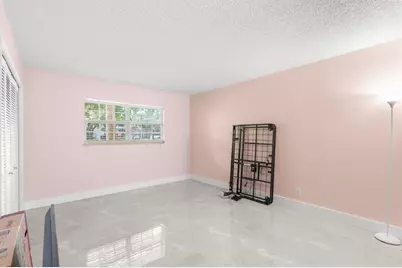 500  Oaks Ln, Unit #110, Pompano Beach, FL 33069 - Photo 17
