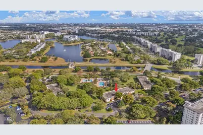 500  Oaks Ln, Unit #110, Pompano Beach, FL 33069 - Photo 33