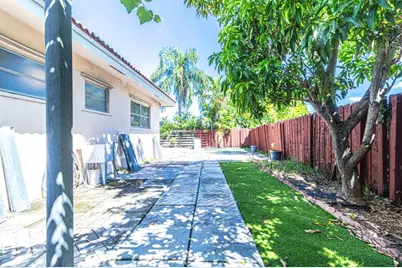 [Address not provided], Fort Lauderdale, FL 33334 - Photo 13