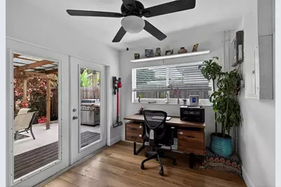 270 NE 42nd Ct, Oakland Park, FL 33334 - Photo 29