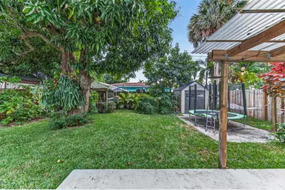 270 NE 42nd Ct, Oakland Park, FL 33334 - Photo 33