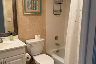 2302 Bridgewood Dr, Boca Raton, FL 33434 - Photo 9