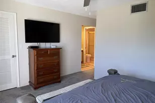 2302 Bridgewood Dr, Boca Raton, FL 33434 - Photo 7