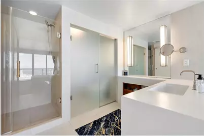 3101  Bayshore Dr, Unit #2406, Fort Lauderdale, FL 33304 - Photo 23