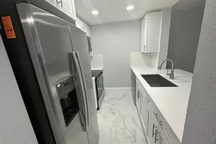 9430 Boca Cove Cir, Boca Raton, FL 33428 - Photo 5