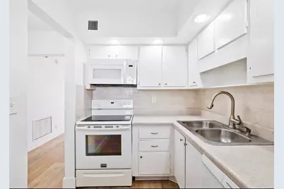 1201 SE 2nd Ct, Unit #103, Fort Lauderdale, FL 33301 - Photo 11