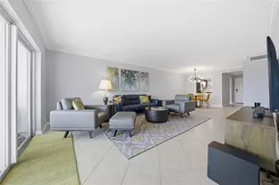 1332 Bayview Dr, Fort Lauderdale, FL 33304 - Photo 9