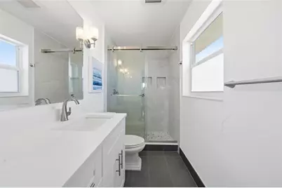 1332  Bayview Dr, Unit #401, Fort Lauderdale, FL 33304 - Photo 23