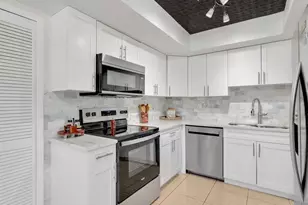 4021 SE 19th Ave, Cape Coral, FL 33904 - Photo 15