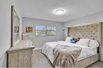 4017  Woodside Dr, Coral Springs, FL 33065 - Photo 11