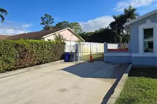 2080 Monica Dr, West Palm Beach, FL 33415 - Photo 13