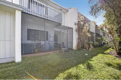 1642 N 15th Ter, Hollywood, FL 33020 - Photo 19