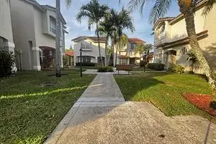 10843 NW 8th St, Pembroke Pines, FL 33026 - Photo 37