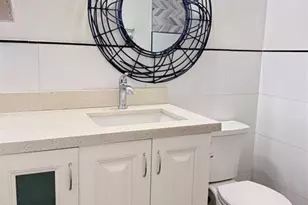 10843 NW 8th St, Pembroke Pines, FL 33026 - Photo 17