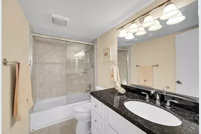 531 N Ocean Blvd, Unit #410, Pompano Beach, FL 33062 - Photo 21