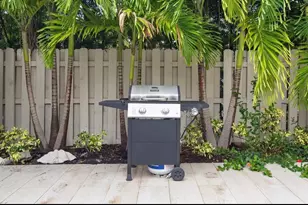 1311 Monroe St, Hollywood, FL 33019 - Photo 9