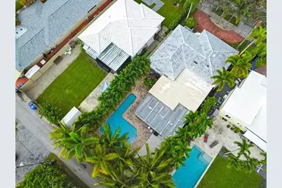 1311  Monroe St, Hollywood, FL 33019 - Photo 37