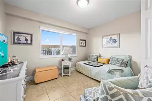 800 SW 125th Way, Pembroke Pines, FL 33027 - Photo 9