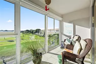 800 SW 125th Way, Pembroke Pines, FL 33027 - Photo 1