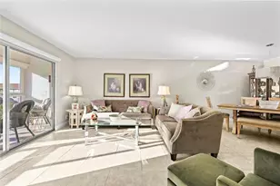 800 SW 125th Way, Pembroke Pines, FL 33027 - Photo 17