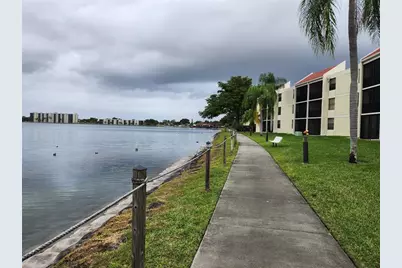 112  Lake Emerald Dr, Unit #208, Oakland Park, FL 33309 - Photo 1