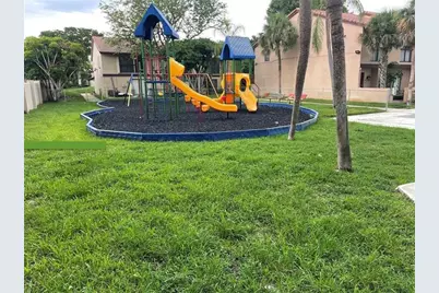 [Address not provided], Hollywood, FL 33021 - Photo 23